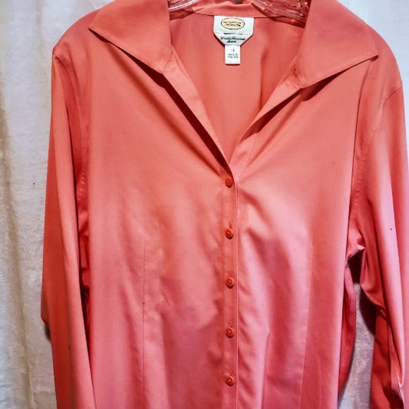 Talbots NWOT Pale Peach Long Sleeve Button Down Blouse Spread Collar - Picture 9 of 9